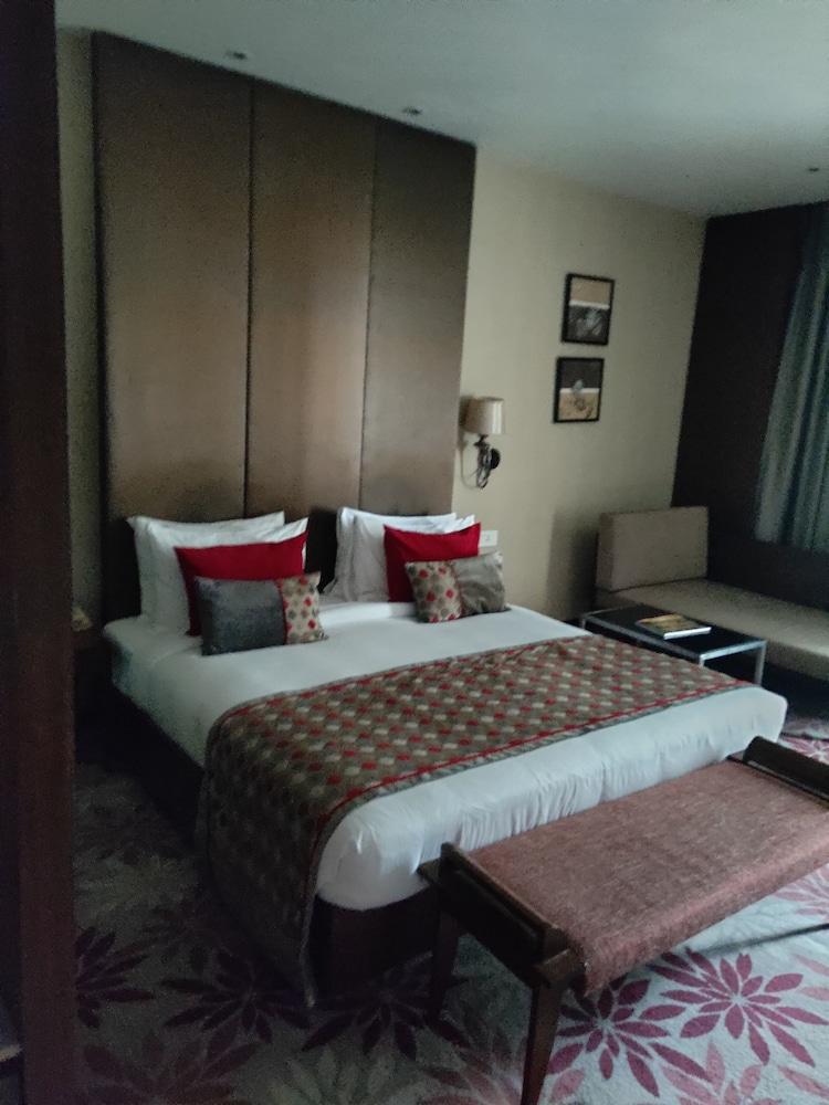 Pride Plaza Hotel, Calcutá Exterior foto A room at the Taj Bengal